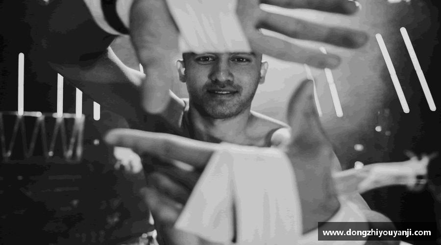 球迷群英汇聚激情追逐，终点荣耀！